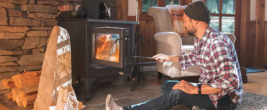 Fireplace Chimney Maintenance in Bay Shore, New York